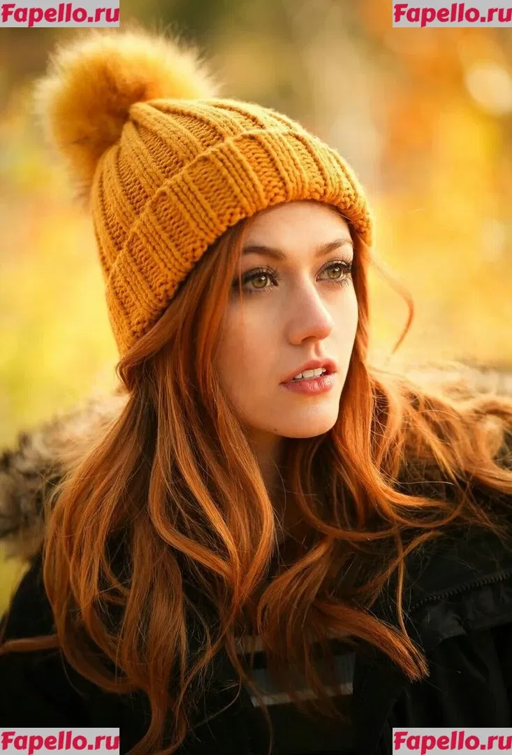 Katherine McNamara Onlyfans Photo Gallery 