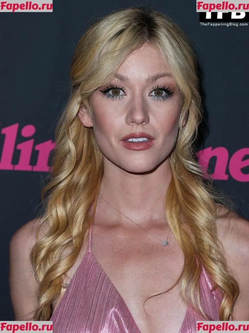 Katherine McNamara Onlyfans Photo Gallery 