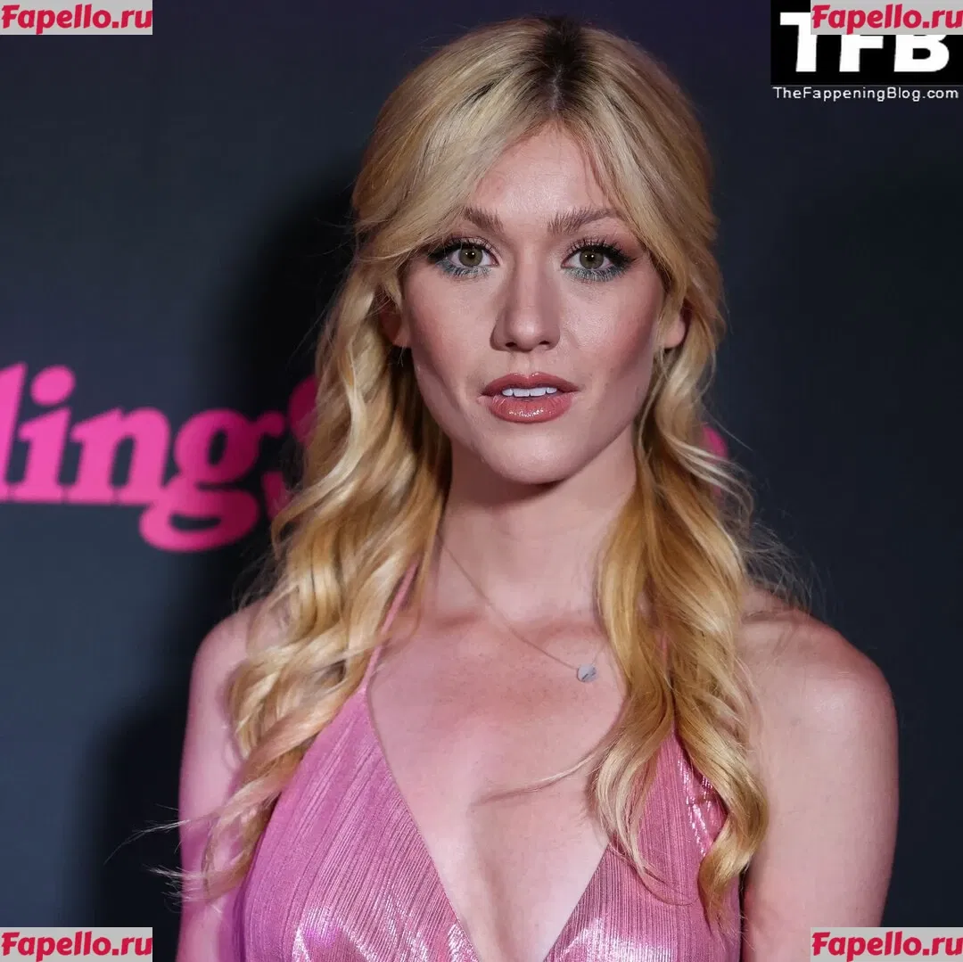 Katherine McNamara Onlyfans Photo Gallery 