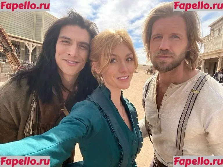 Katherine McNamara Onlyfans Photo Gallery 