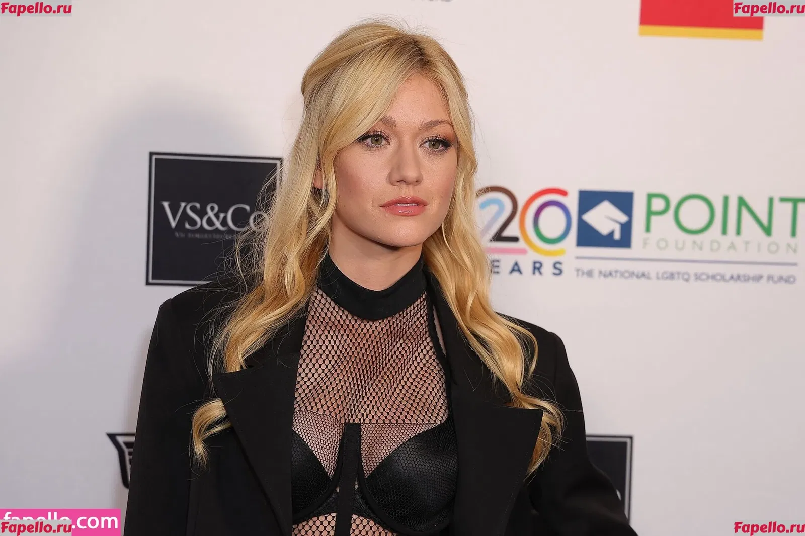 Katherine McNamara Onlyfans Photo Gallery 
