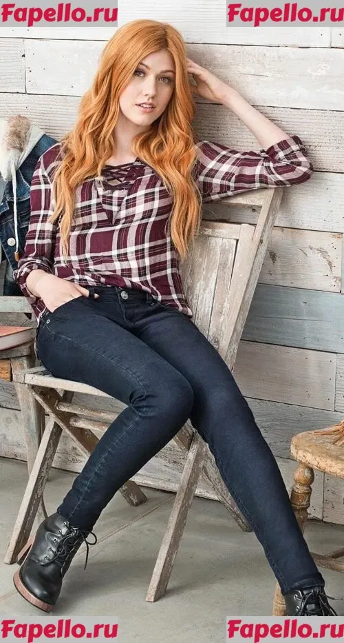 Katherine McNamara Onlyfans Photo Gallery 