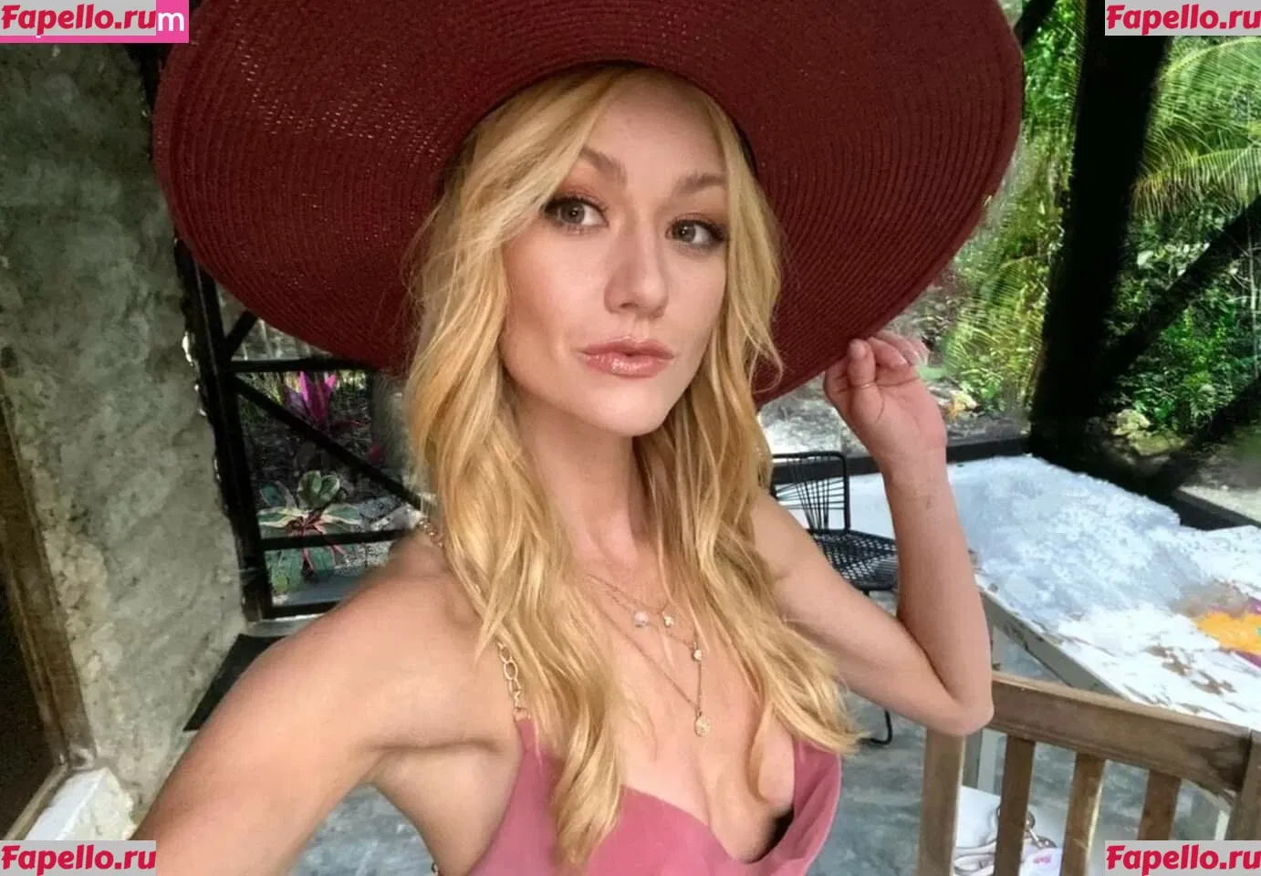 Katherine McNamara Onlyfans Photo Gallery 