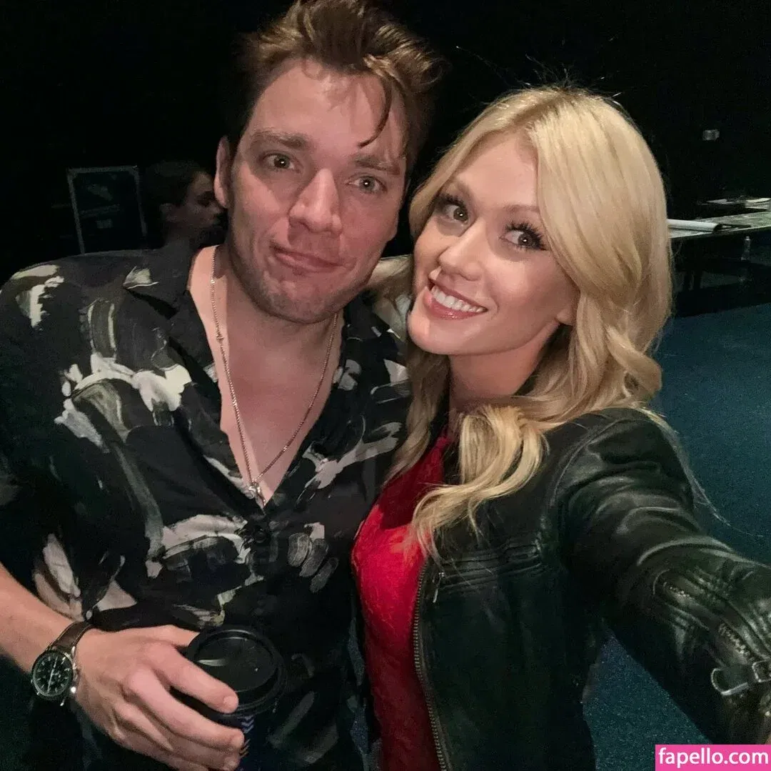 Katherine McNamara Onlyfans Photo Gallery 