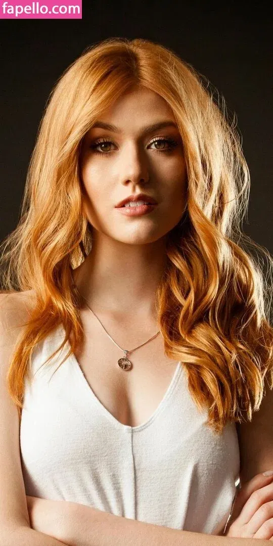 Katherine McNamara Onlyfans Photo Gallery 