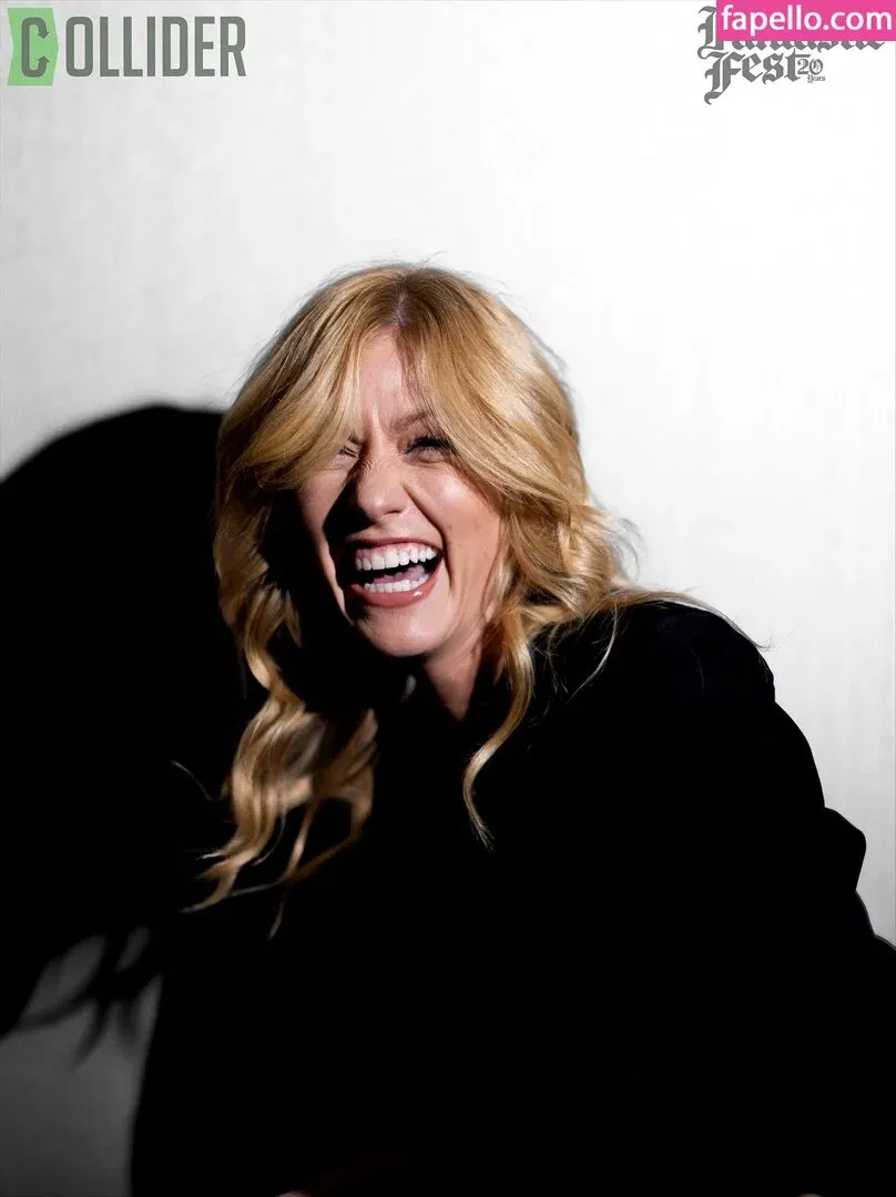 Katherine McNamara Onlyfans Photo Gallery 