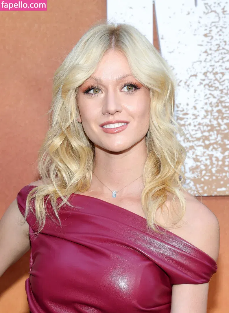 Katherine McNamara Onlyfans Photo Gallery 