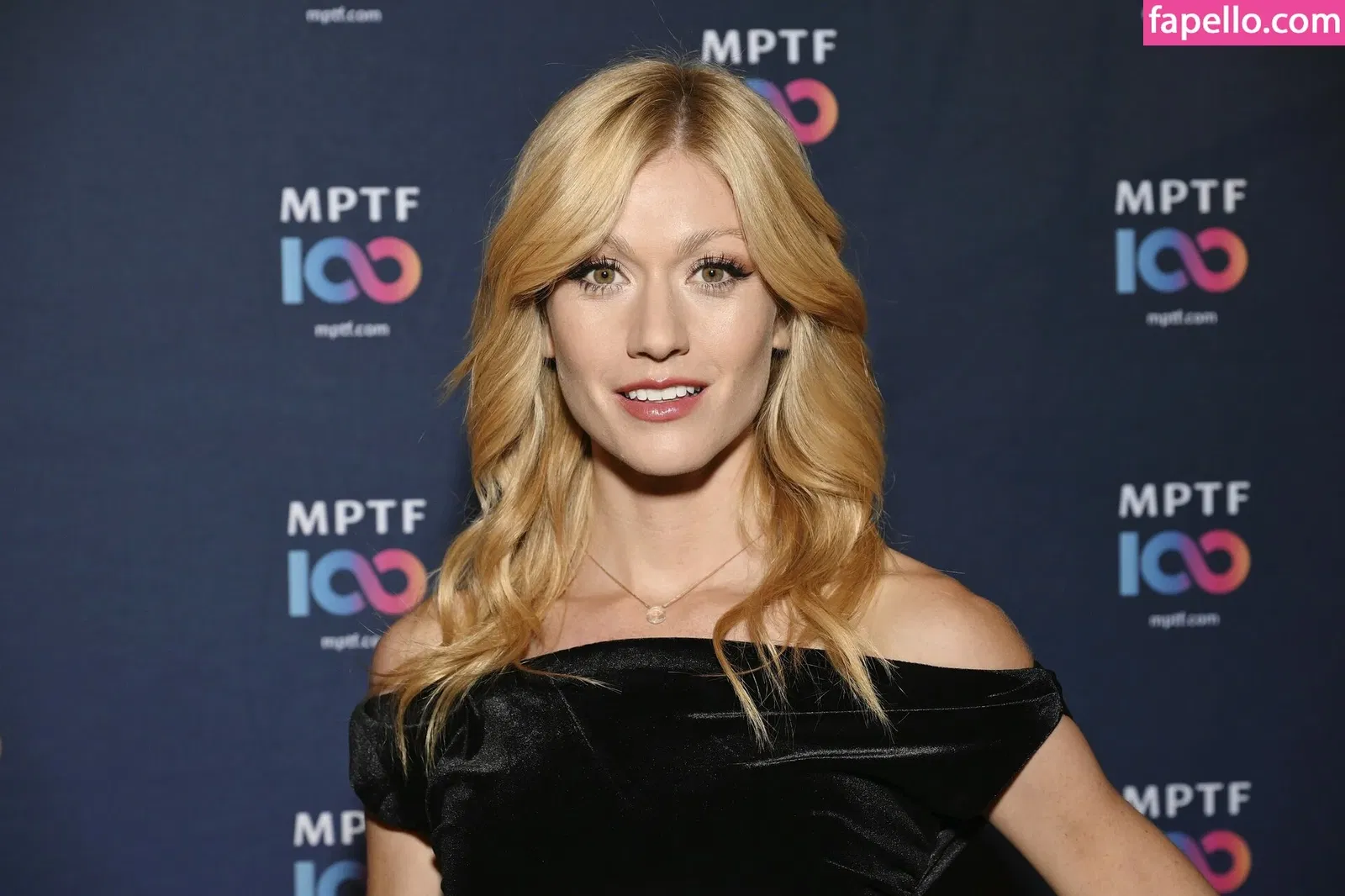 Katherine McNamara Onlyfans Photo Gallery 
