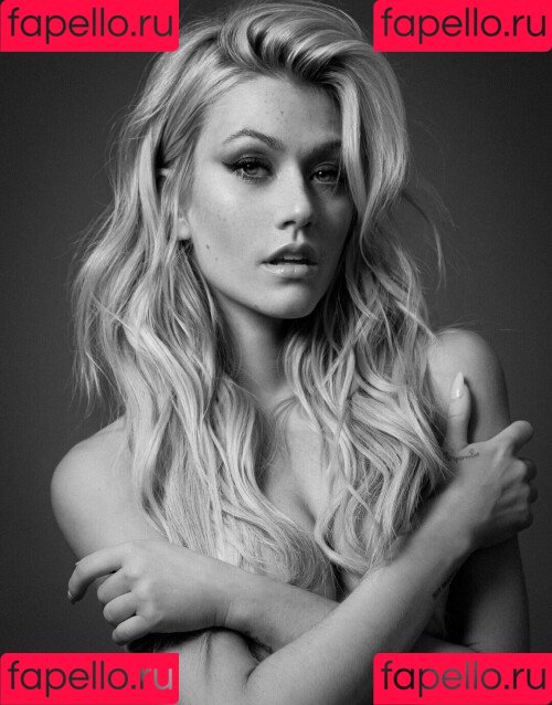 Katherine McNamara Onlyfans Photo Gallery 