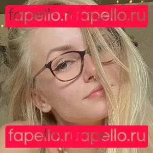 Emmysfeetandsocks Onlyfans Photo Gallery 