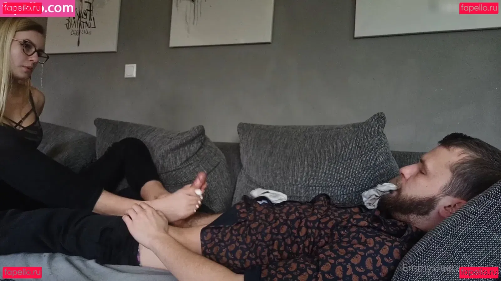 Emmysfeetandsocks Onlyfans Photo Gallery 