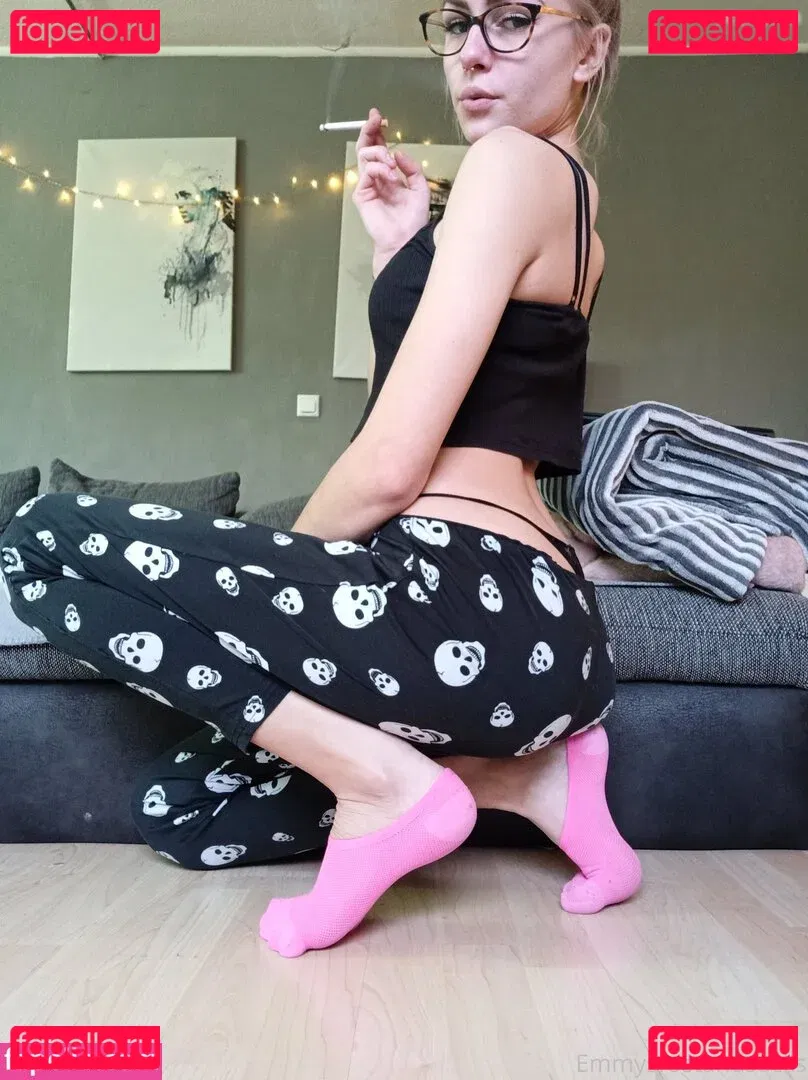 Emmysfeetandsocks Onlyfans Photo Gallery 