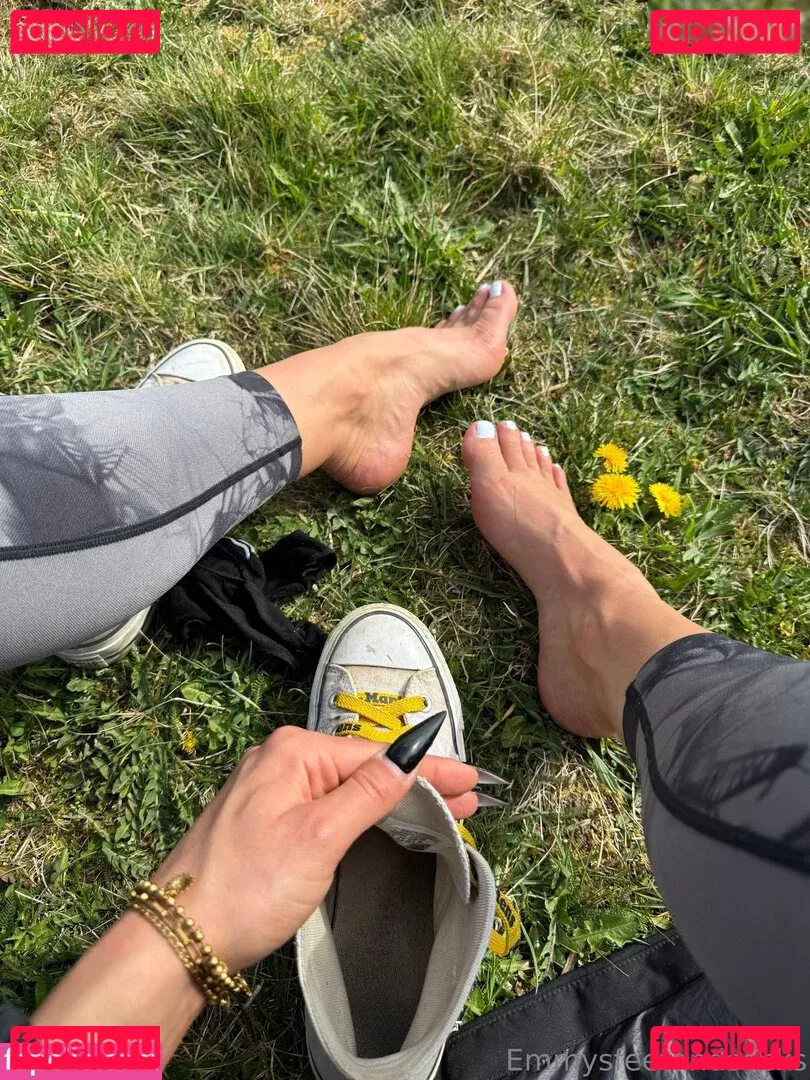 Emmysfeetandsocks Onlyfans Photo Gallery 