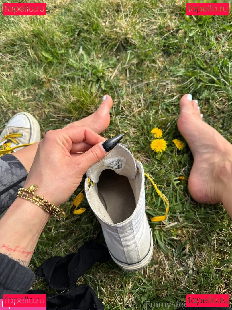 Emmysfeetandsocks Onlyfans Photo Gallery 