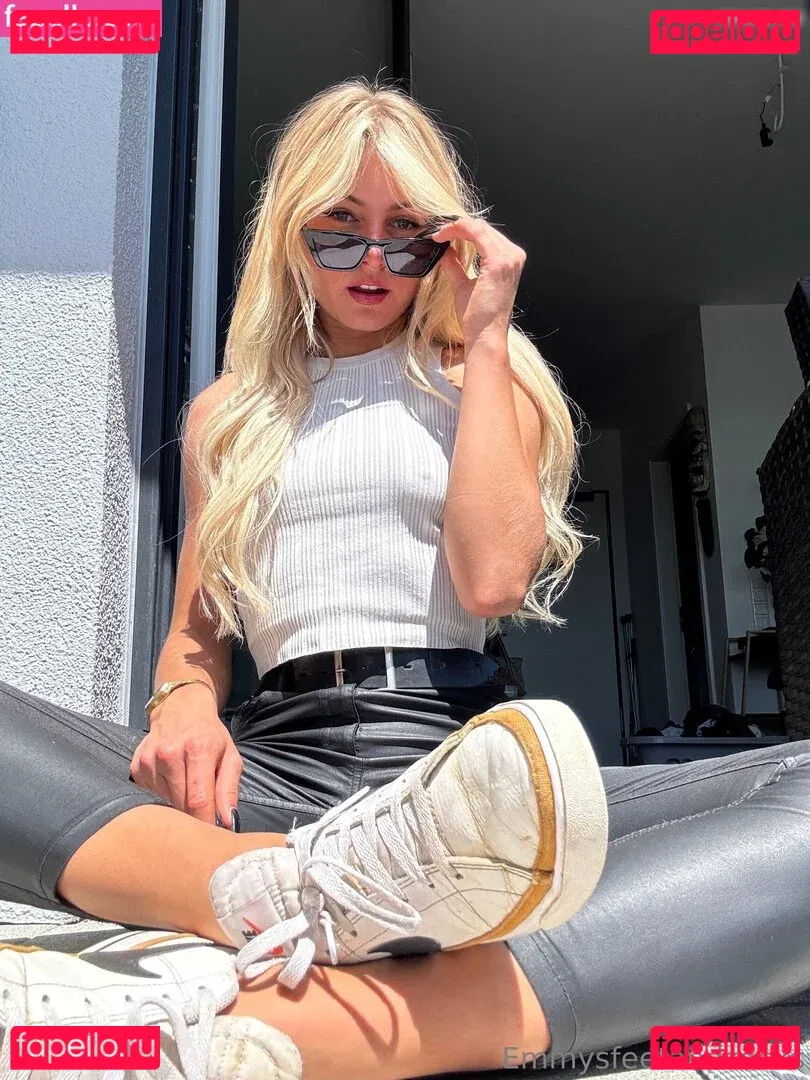 Emmysfeetandsocks Onlyfans Photo Gallery 