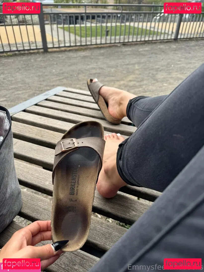 Emmysfeetandsocks Onlyfans Photo Gallery 