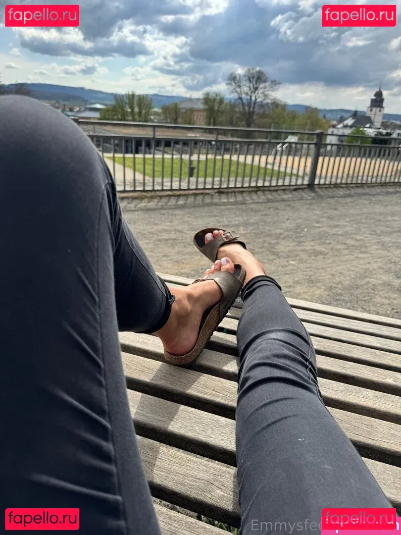 Emmysfeetandsocks Onlyfans Photo Gallery 