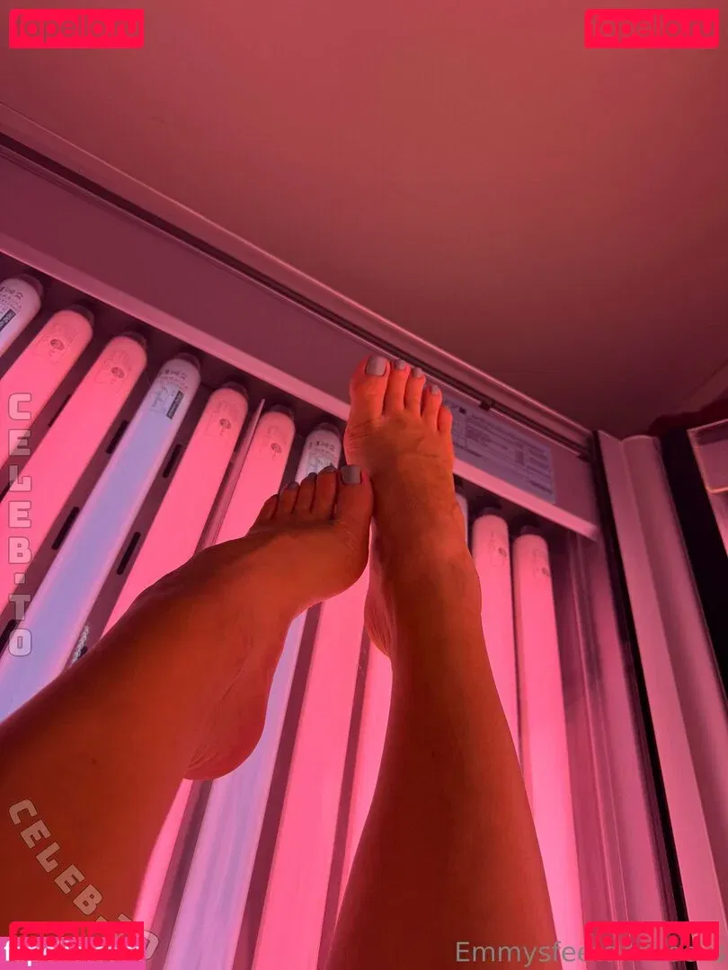 Emmysfeetandsocks Onlyfans Photo Gallery 