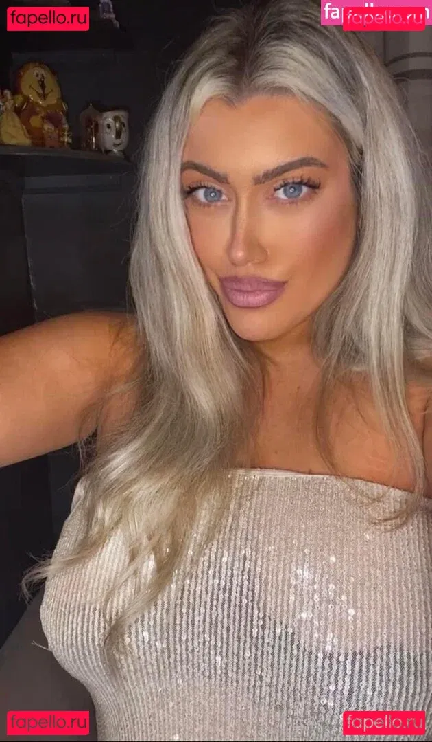 Shannon Wright Onlyfans Photo Gallery 