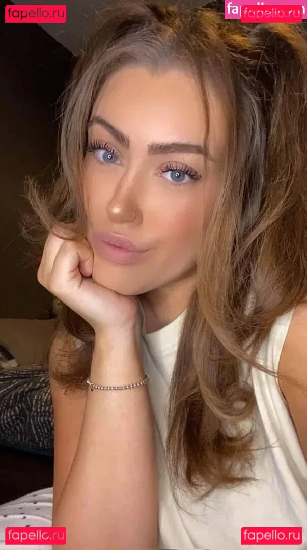 Shannon Wright Onlyfans Photo Gallery 