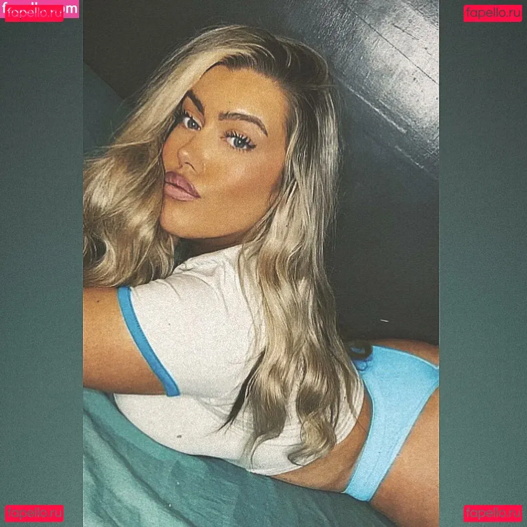 Shannon Wright Onlyfans Photo Gallery 