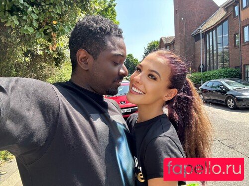 Shannon Wright Onlyfans Photo Gallery 