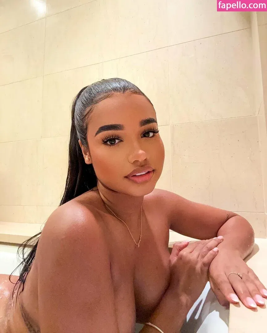 Mafe Ibarguen Onlyfans Photo Gallery 