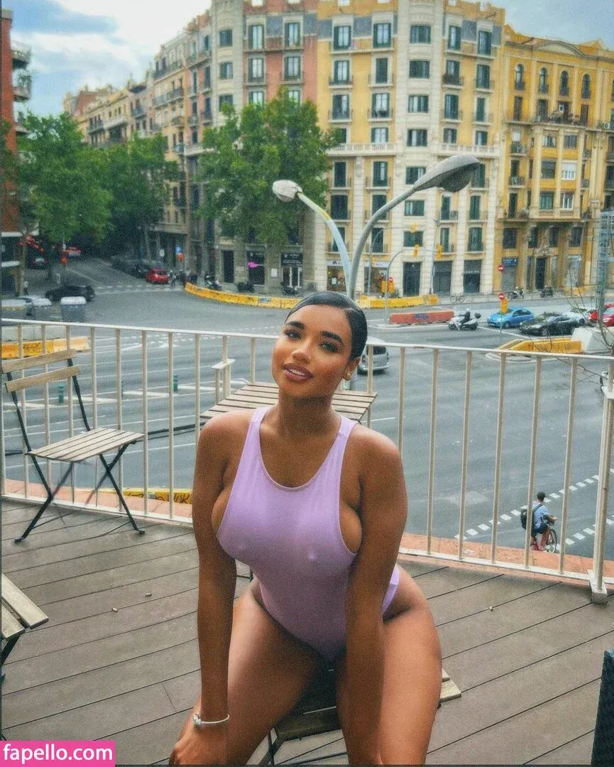 Mafe Ibarguen Onlyfans Photo Gallery 