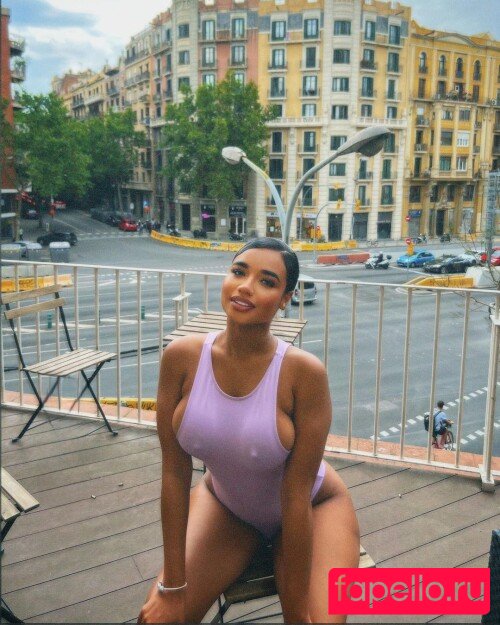 Mafe Ibarguen Nude Onlyfans Photo 32