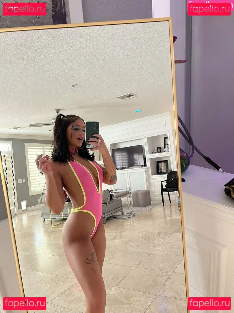 sheforkeeps Onlyfans Photo Gallery 