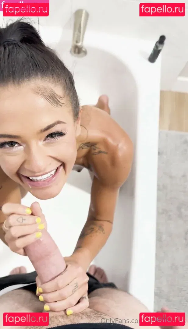 sheforkeeps Onlyfans Photo Gallery 