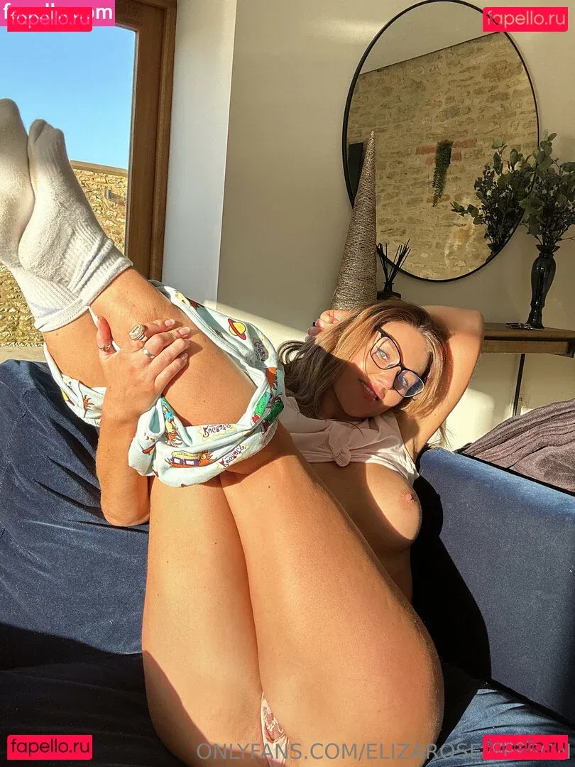 Elizarosewatson Onlyfans Photo Gallery 