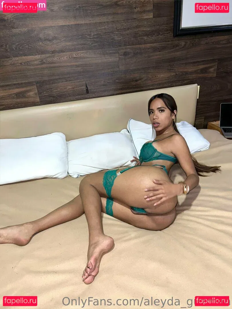 aleyda_guzman Onlyfans Photo Gallery 