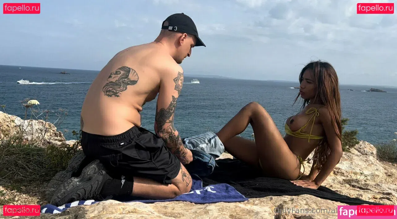 aleyda_guzman Onlyfans Photo Gallery 