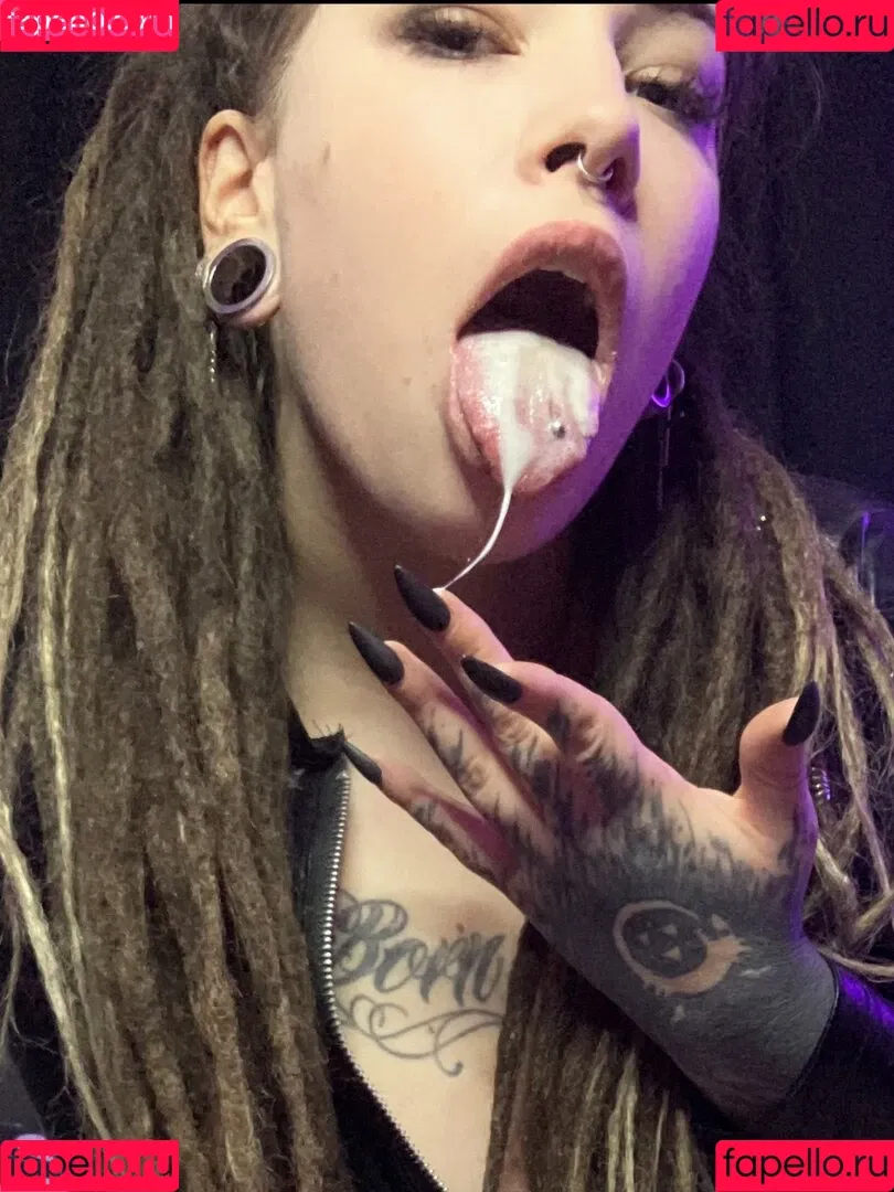 lovelychris Onlyfans Photo Gallery 