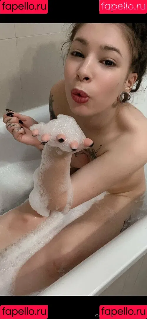 lovelychris Onlyfans Photo Gallery 