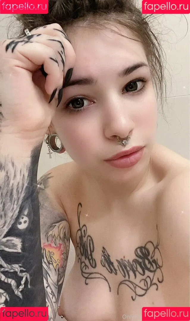 lovelychris Onlyfans Photo Gallery 