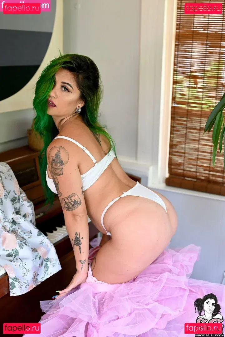 wecallhervanessa Onlyfans Photo Gallery 