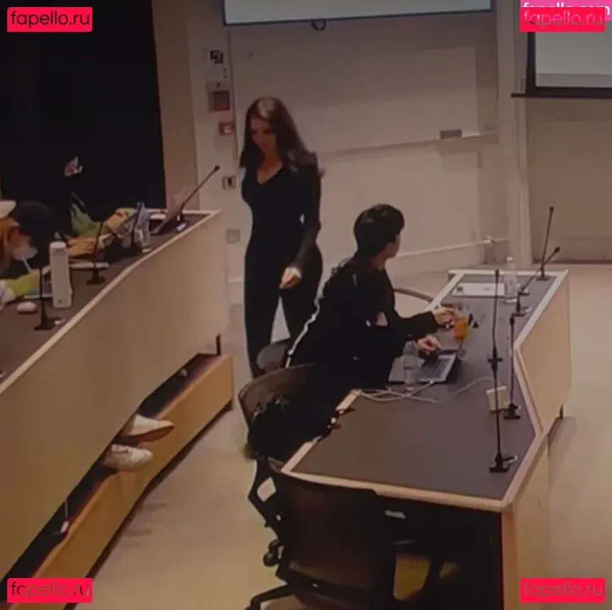 AyaValasca Onlyfans Photo Gallery 