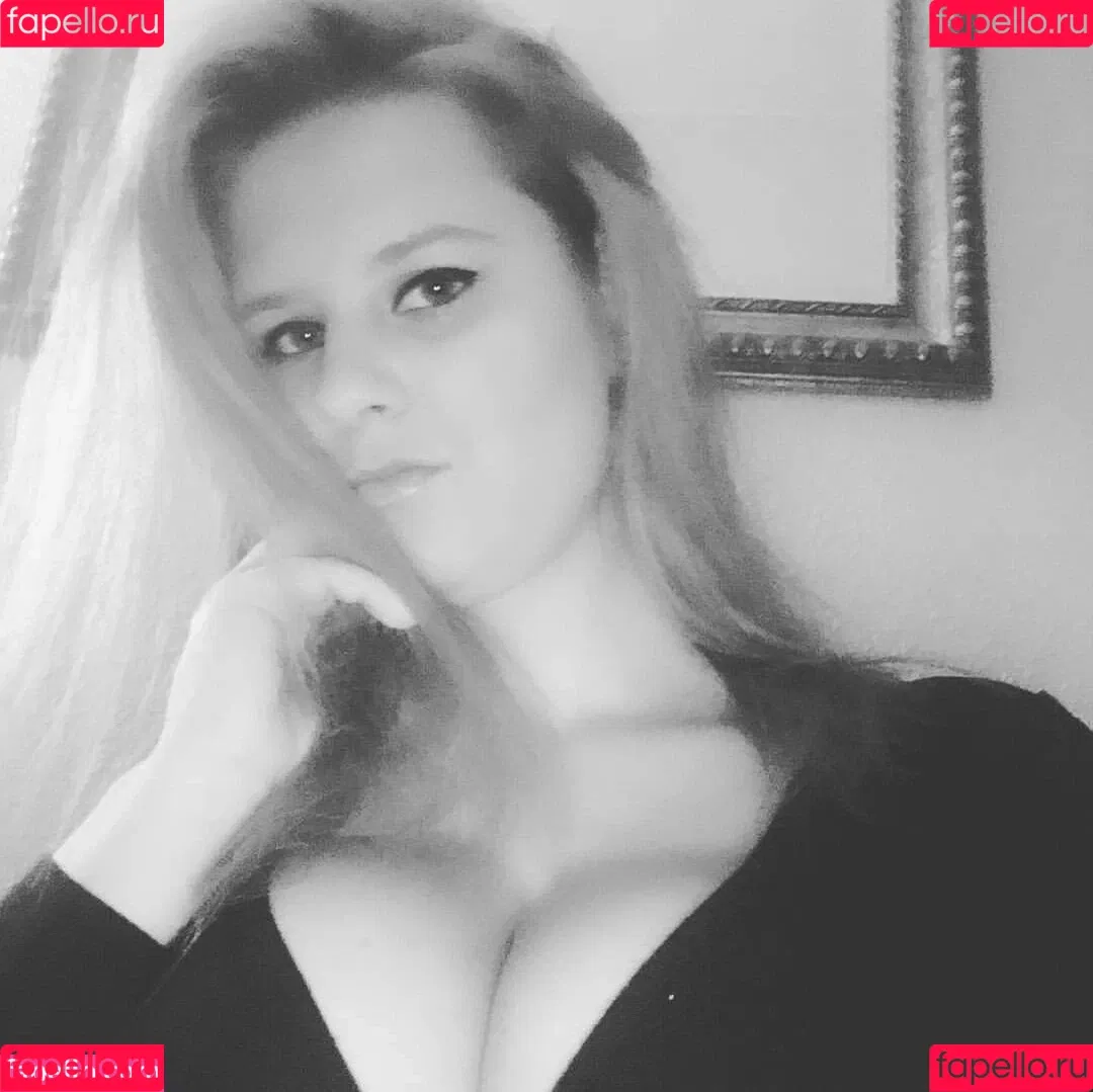 Barbara Szabo Onlyfans Photo Gallery 