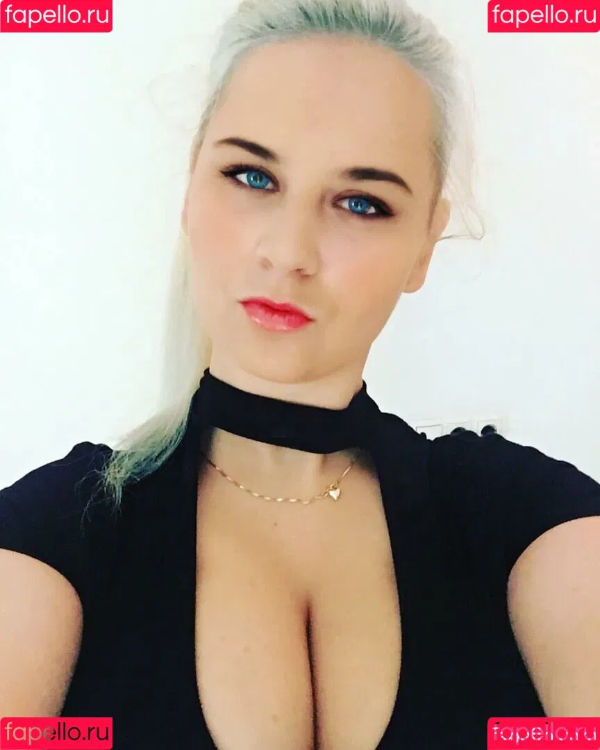 Barbara Szabo Onlyfans Photo Gallery 