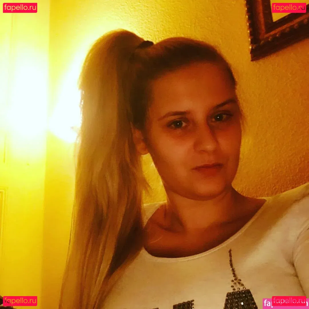 Barbara Szabo Onlyfans Photo Gallery 