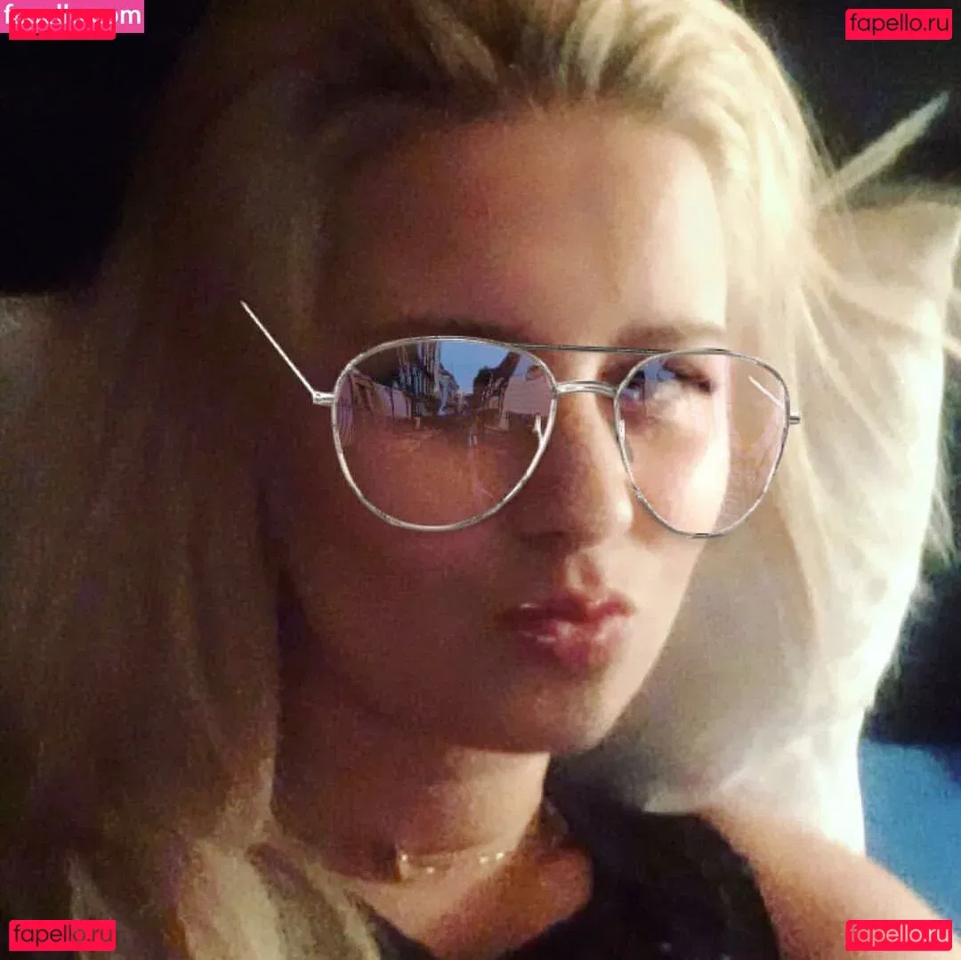 Barbara Szabo Onlyfans Photo Gallery 