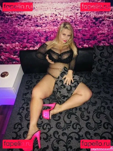 Barbara Szabo Onlyfans Photo Gallery 