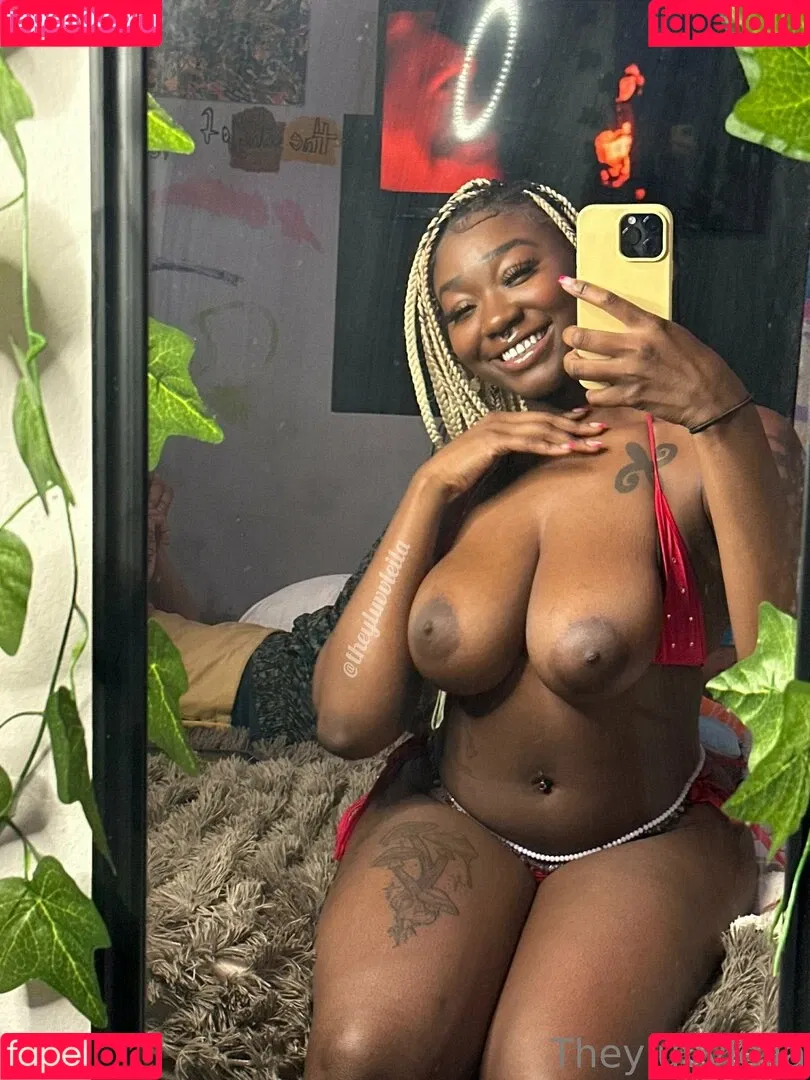 theyluvvleila Onlyfans Photo Gallery 
