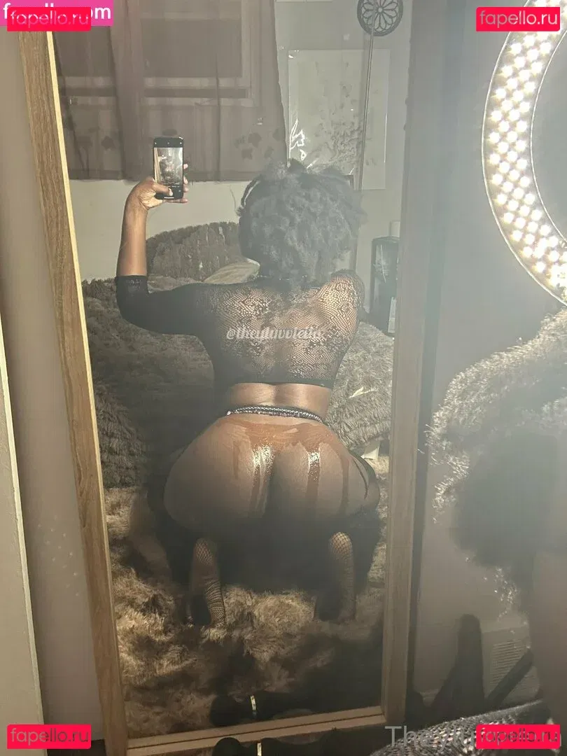 theyluvvleila Onlyfans Photo Gallery 