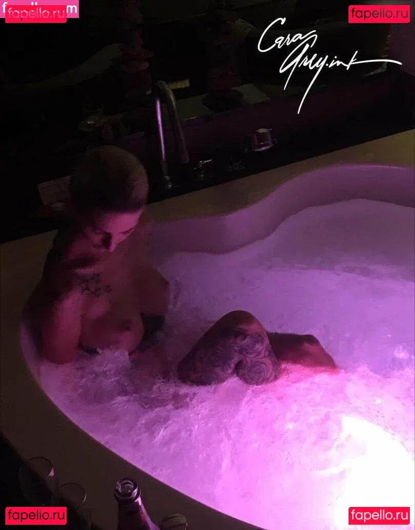 CaraGrey.ink Onlyfans Photo Gallery 