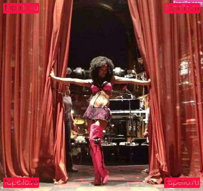 Scarlette Douglas Onlyfans Photo Gallery 