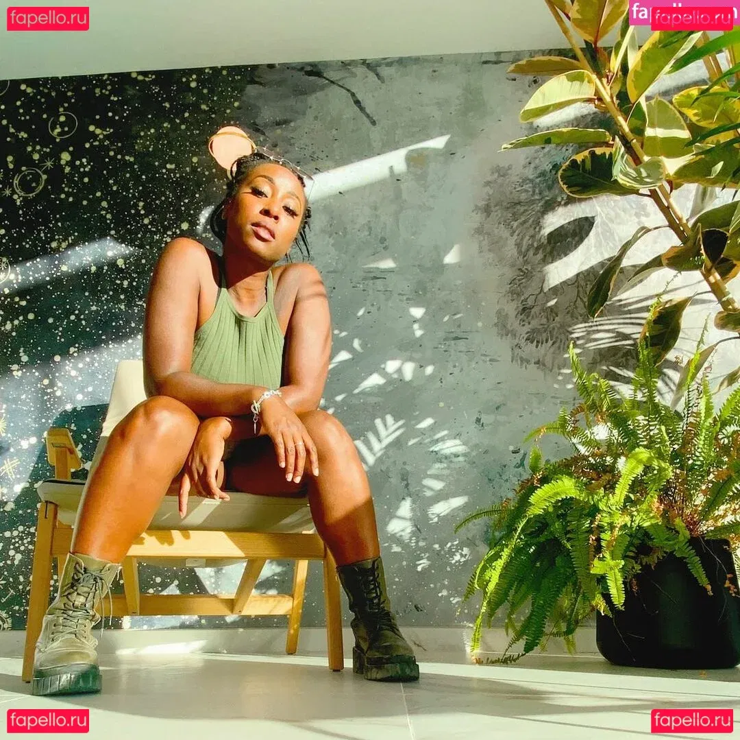 Scarlette Douglas Onlyfans Photo Gallery 