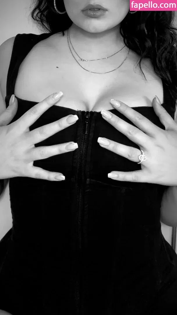 Christina Green Onlyfans Photo Gallery 